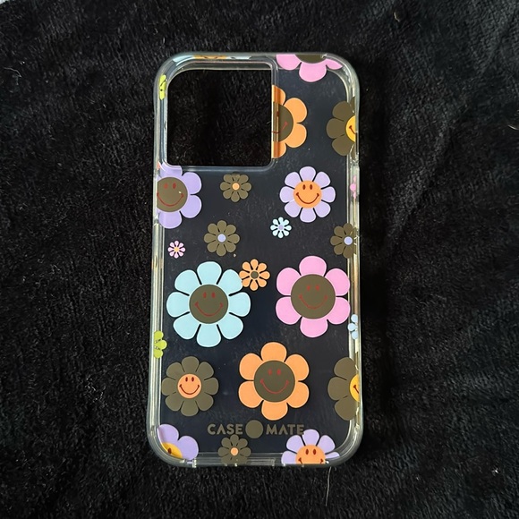 iPhone 14 Retro Flowers Case Mate - Picture 1 of 4